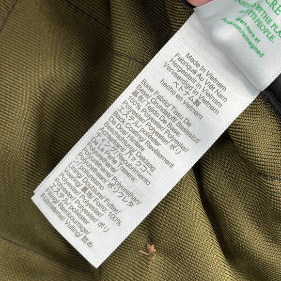 J. Crew Quilted Vest Mens Size L Black Full Zip Pockets Outerwear Outdoor Layer - Picture 10 of 10